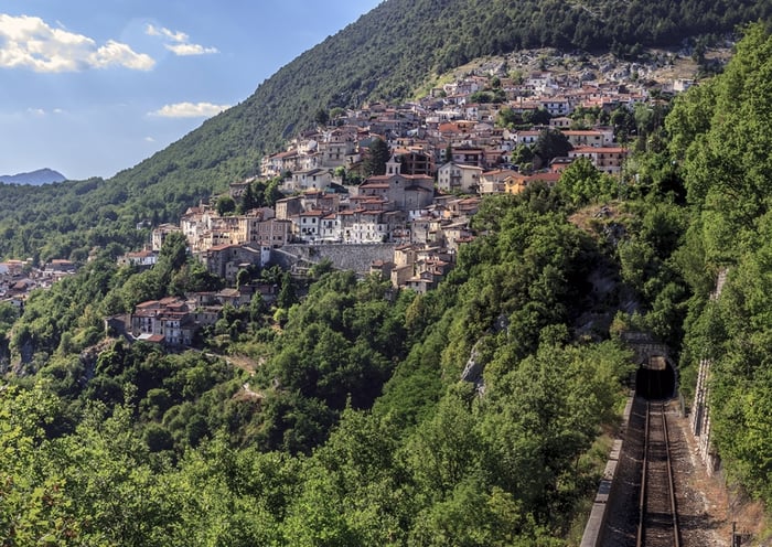 Enit - Abruzzen Capistrello coverfoto