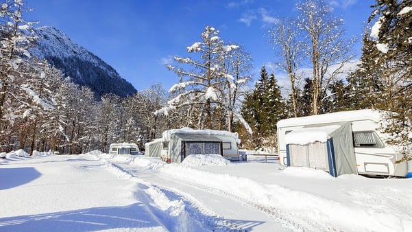 Wintercamping Berchtesgaden 01901589